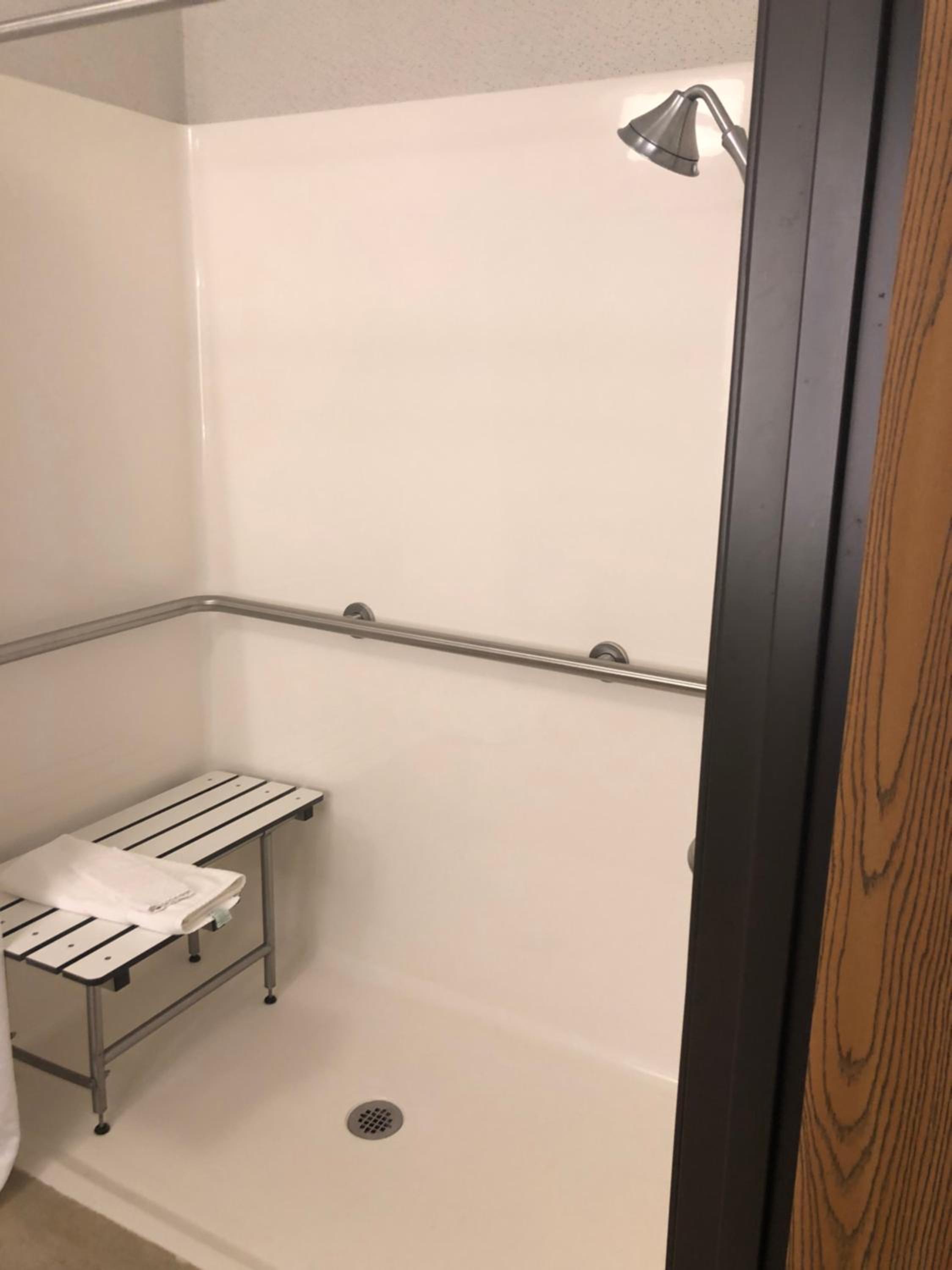 holiday inn express mt vernon by ihg