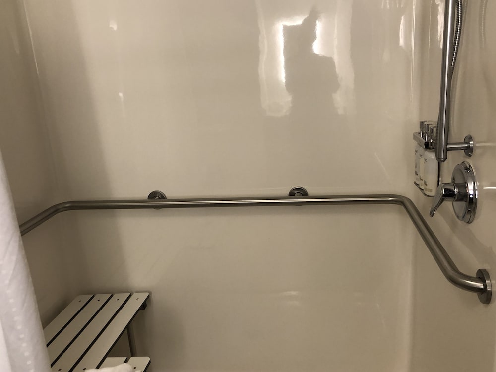 holiday inn express mt vernon by ihg