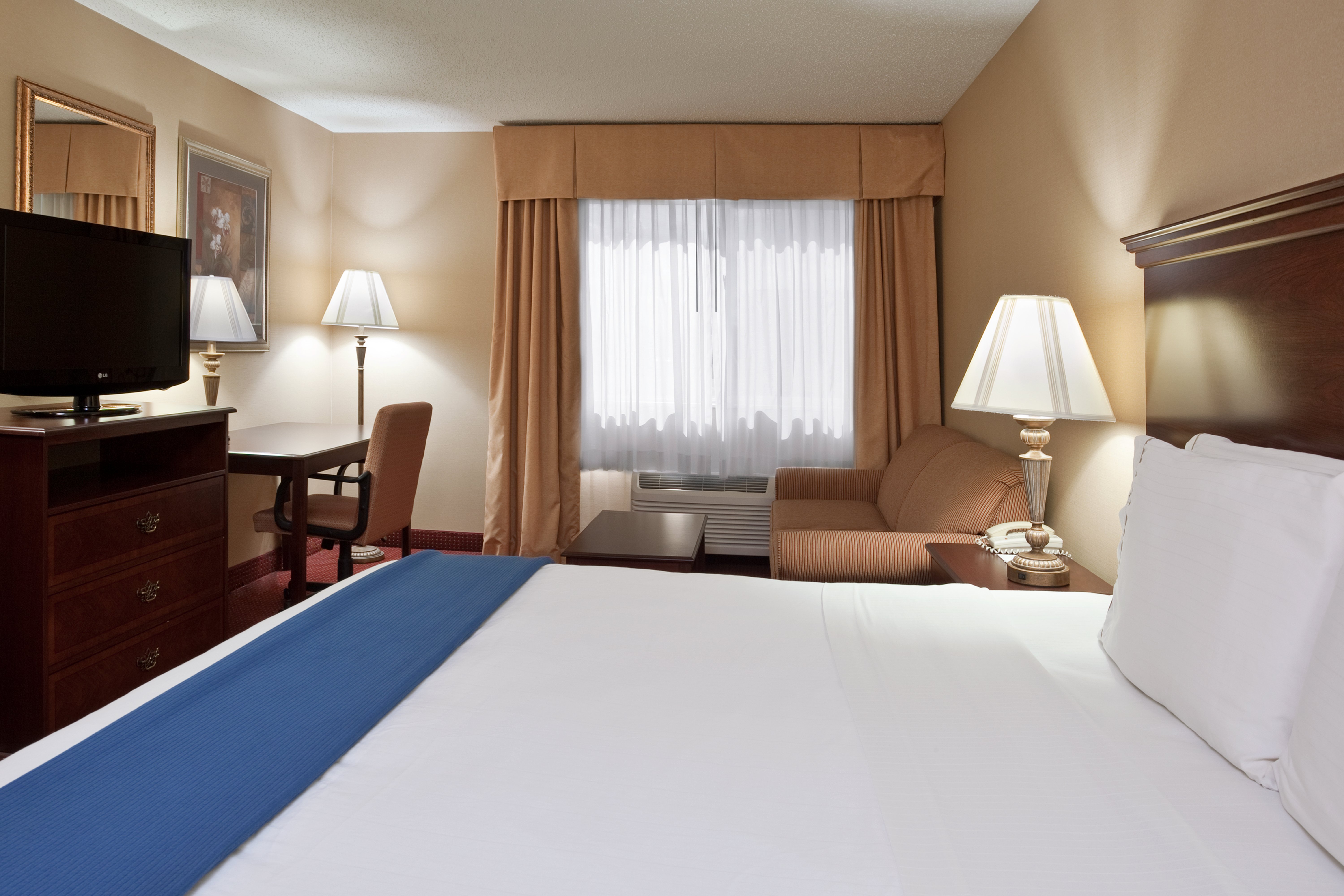 holiday inn express mt vernon by ihg