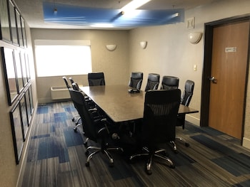 holiday inn express mt vernon by ihg