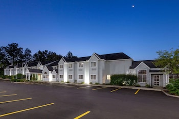 Microtel Inn & Suites By Wyndham Sunbury/Columbus North,Columbus>>Berkshire Township,2 star