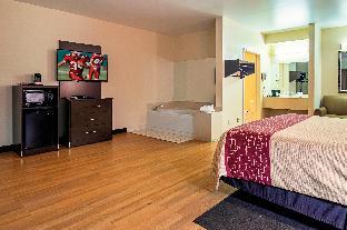 red roof inn and suites lake orion auburn hills