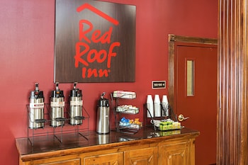 red roof inn and suites lake orion auburn hills