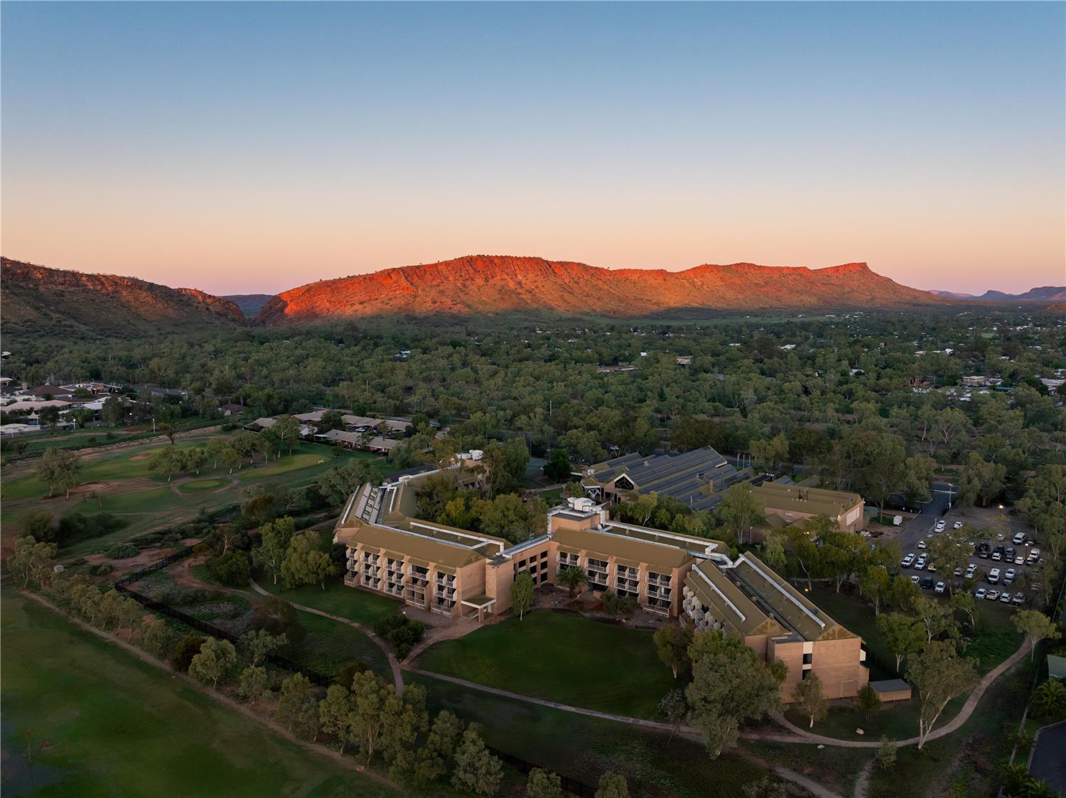 doubletree by hilton alice springs