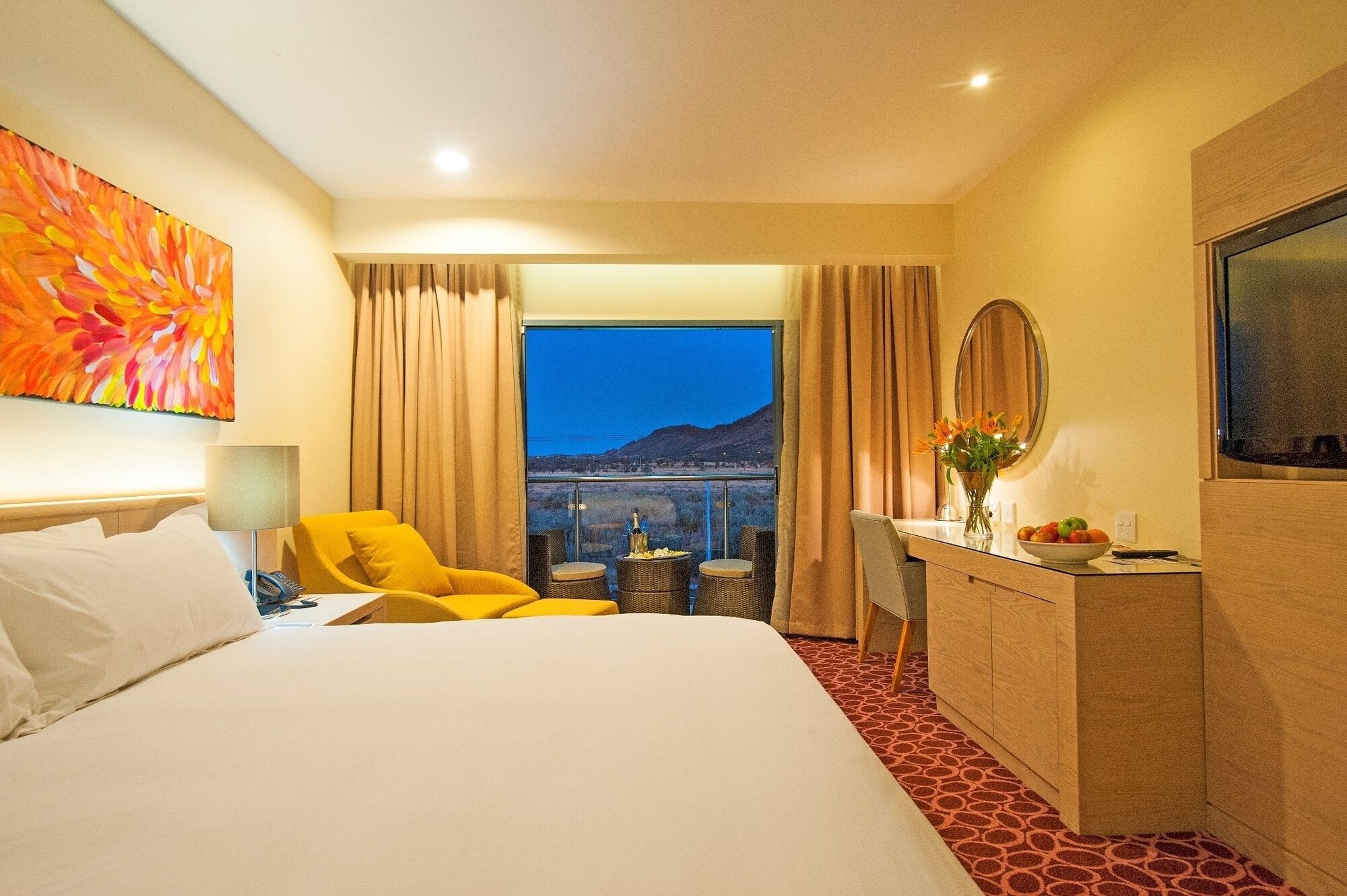 crowne plaza alice springs lasseters by ihg