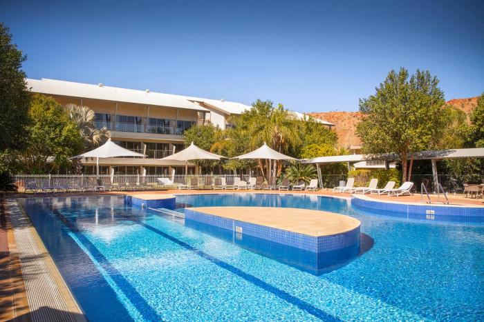 crowne plaza alice springs lasseters by ihg