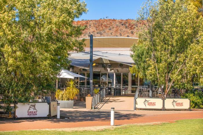 crowne plaza alice springs lasseters by ihg