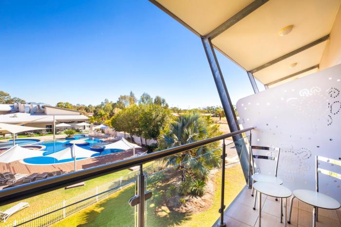 crowne plaza alice springs lasseters by ihg