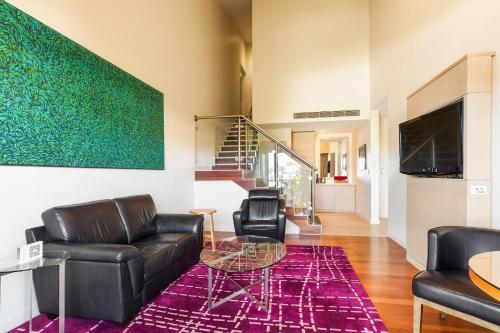 crowne plaza alice springs lasseters by ihg