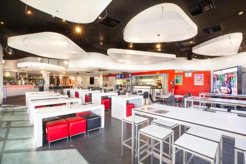crowne plaza alice springs lasseters by ihg