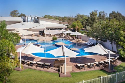 crowne plaza alice springs lasseters by ihg