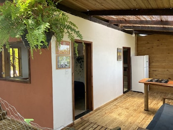 alto astral hostel