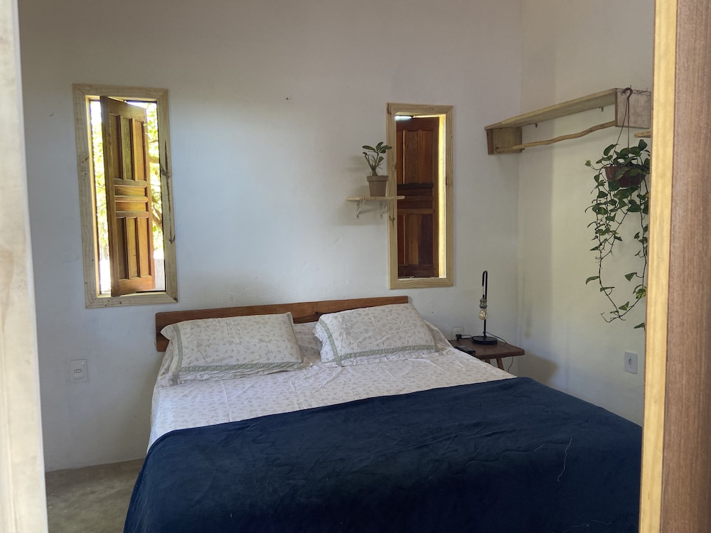 alto astral hostel