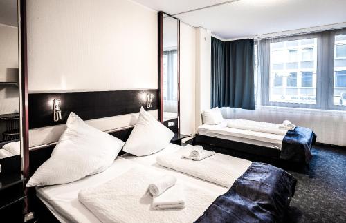 hotel mirage neuss ex proventhotel