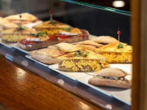 hotel sancho ramirez