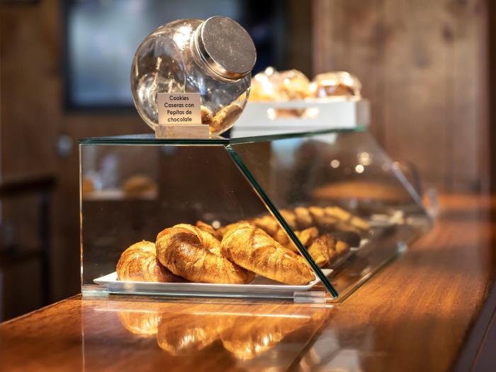 hotel sancho ramirez