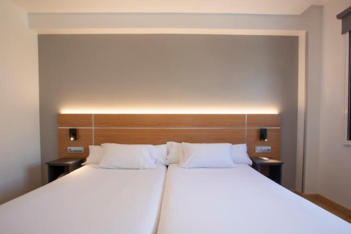 hotel sancho ramirez