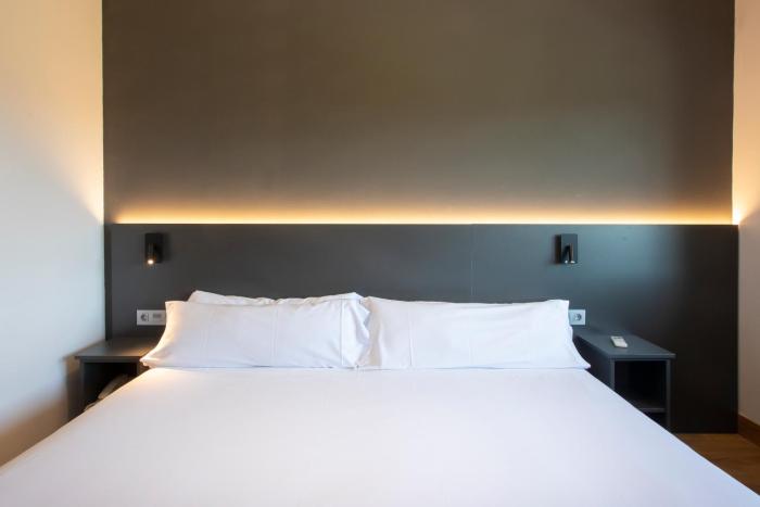 hotel sancho ramirez