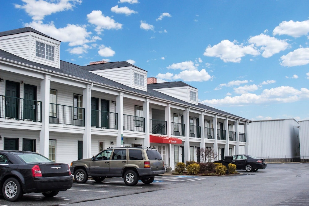 econo lodge greenville