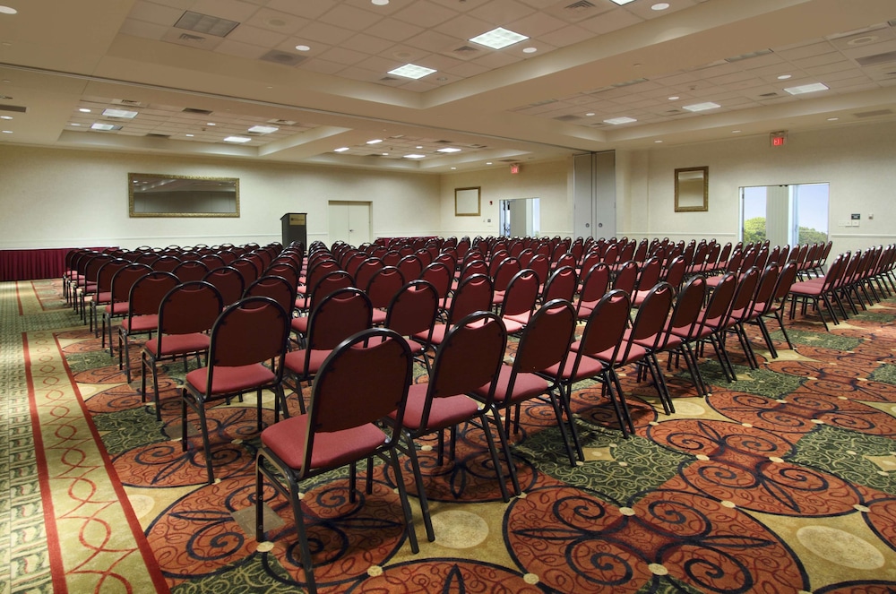 hilton garden inn st charles