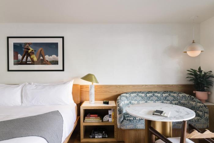 short stories hotel