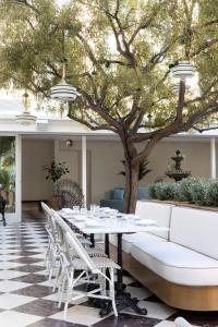 short stories hotel