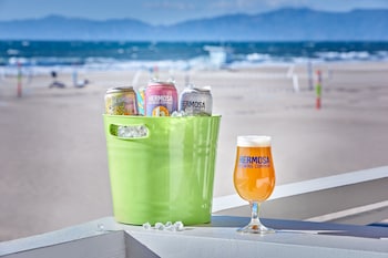 Beach House Hotel At Hermosa Beach,Lawndale>>Hermosa Beach,4 star