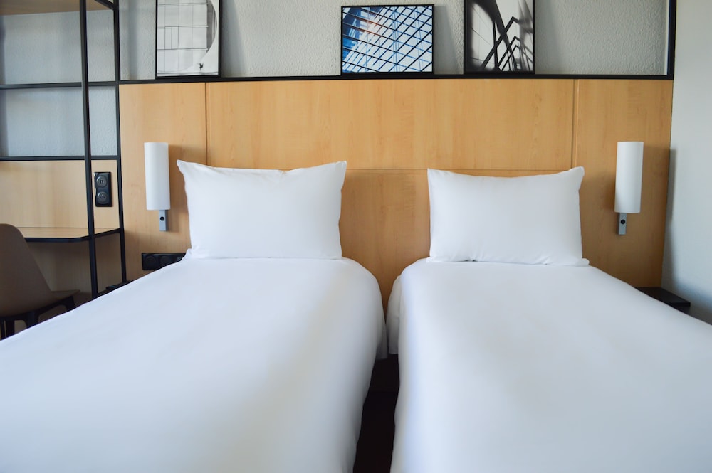 ibis paris tour eiffel cambronne 15eme