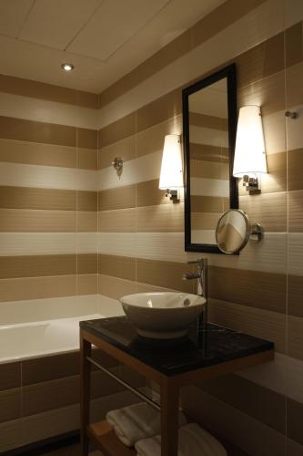 who windsor hotel opera