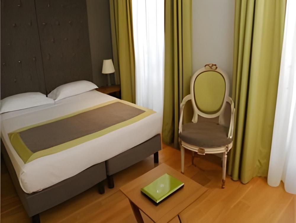 who windsor hotel opera