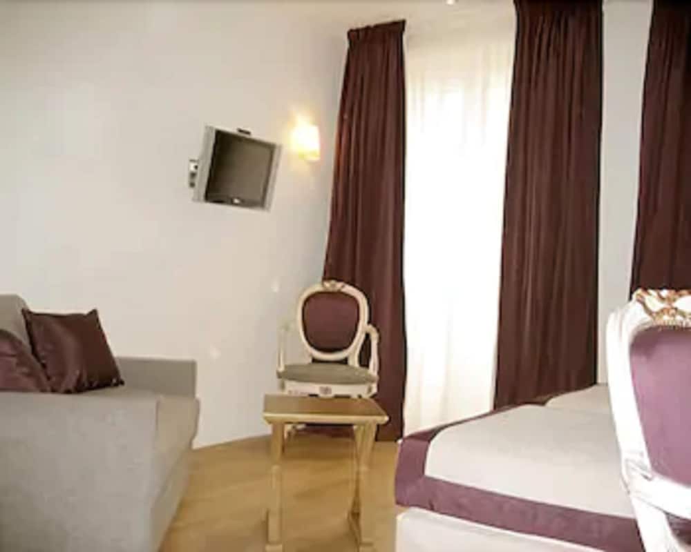 who windsor hotel opera