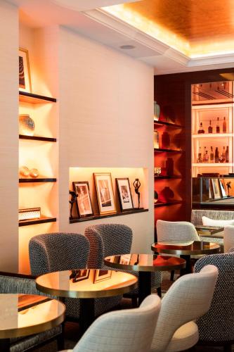hotel montaigne