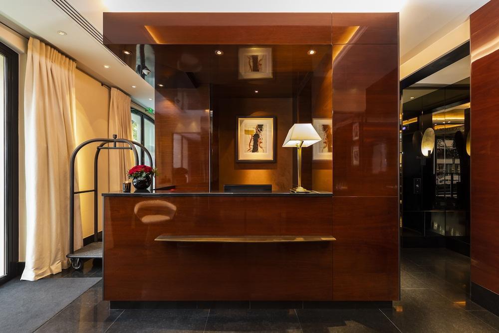 hotel montaigne