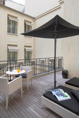 hotel montaigne