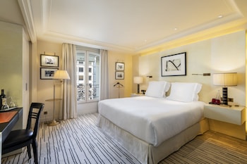 hotel montaigne