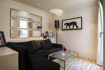 hotel montaigne