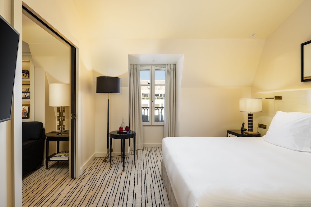 hotel montaigne