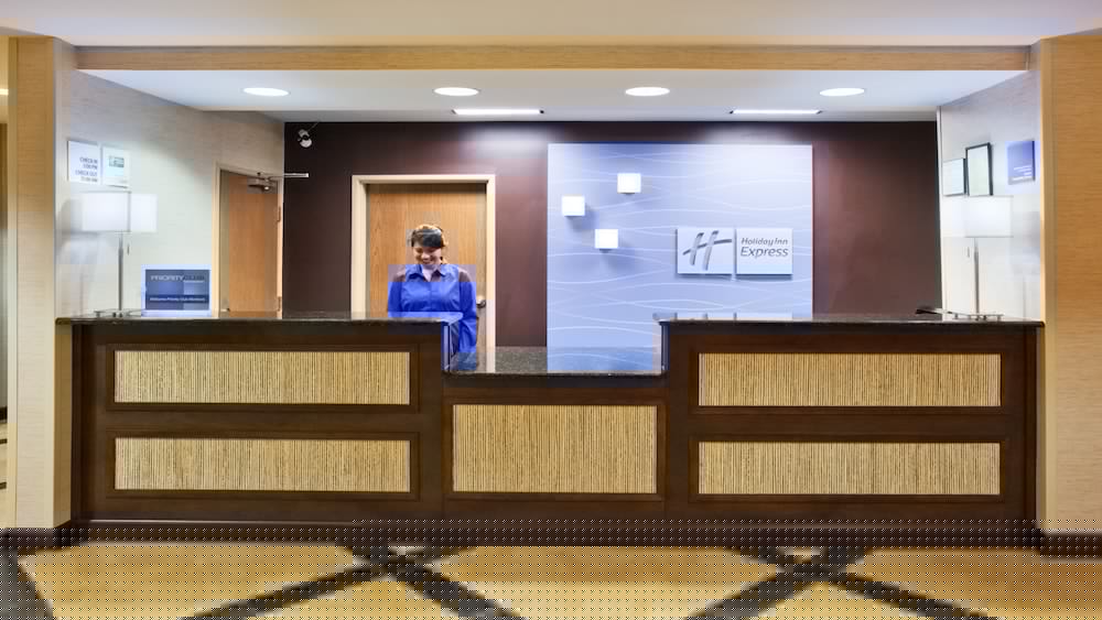 holiday inn express peachtree corners norcross by ihg