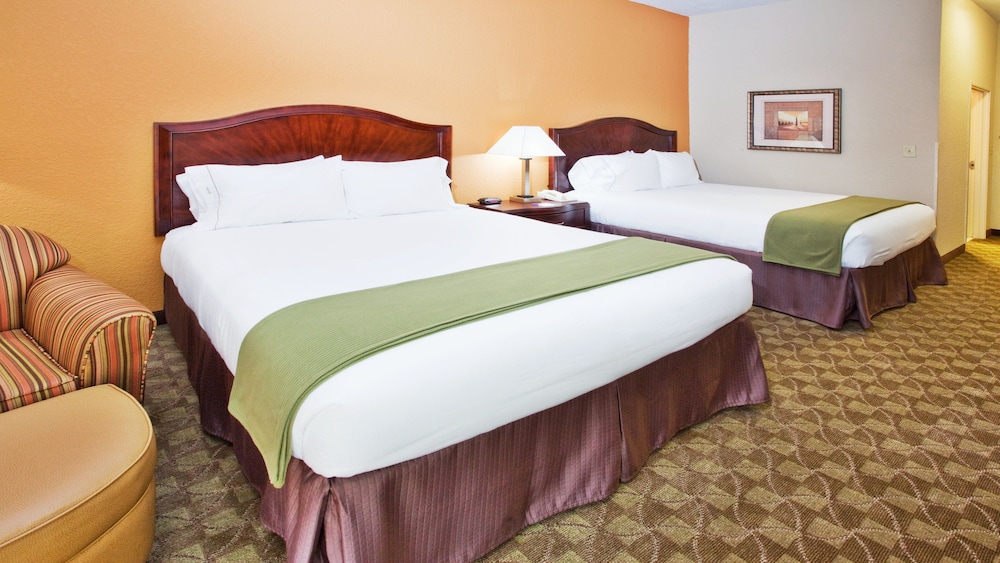 holiday inn express peachtree corners norcross by ihg