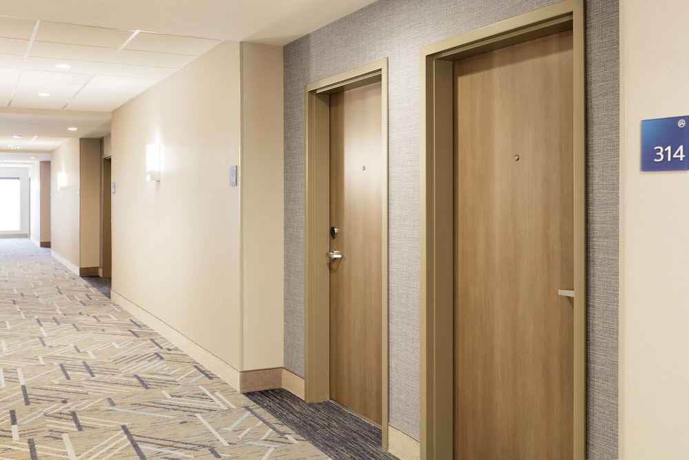 holiday inn express peachtree corners norcross by ihg