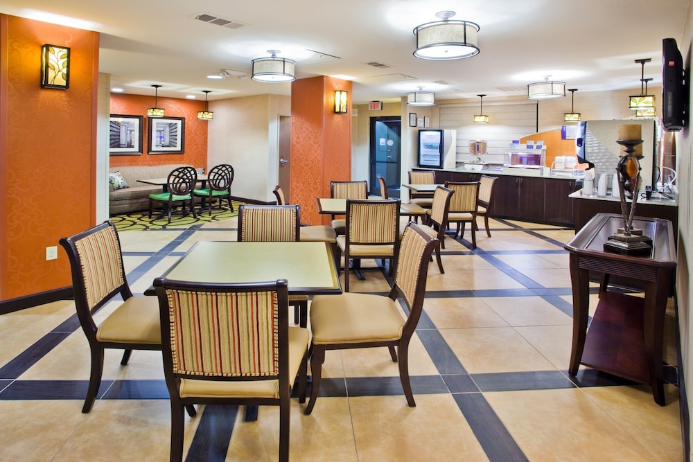 holiday inn express peachtree corners norcross by ihg