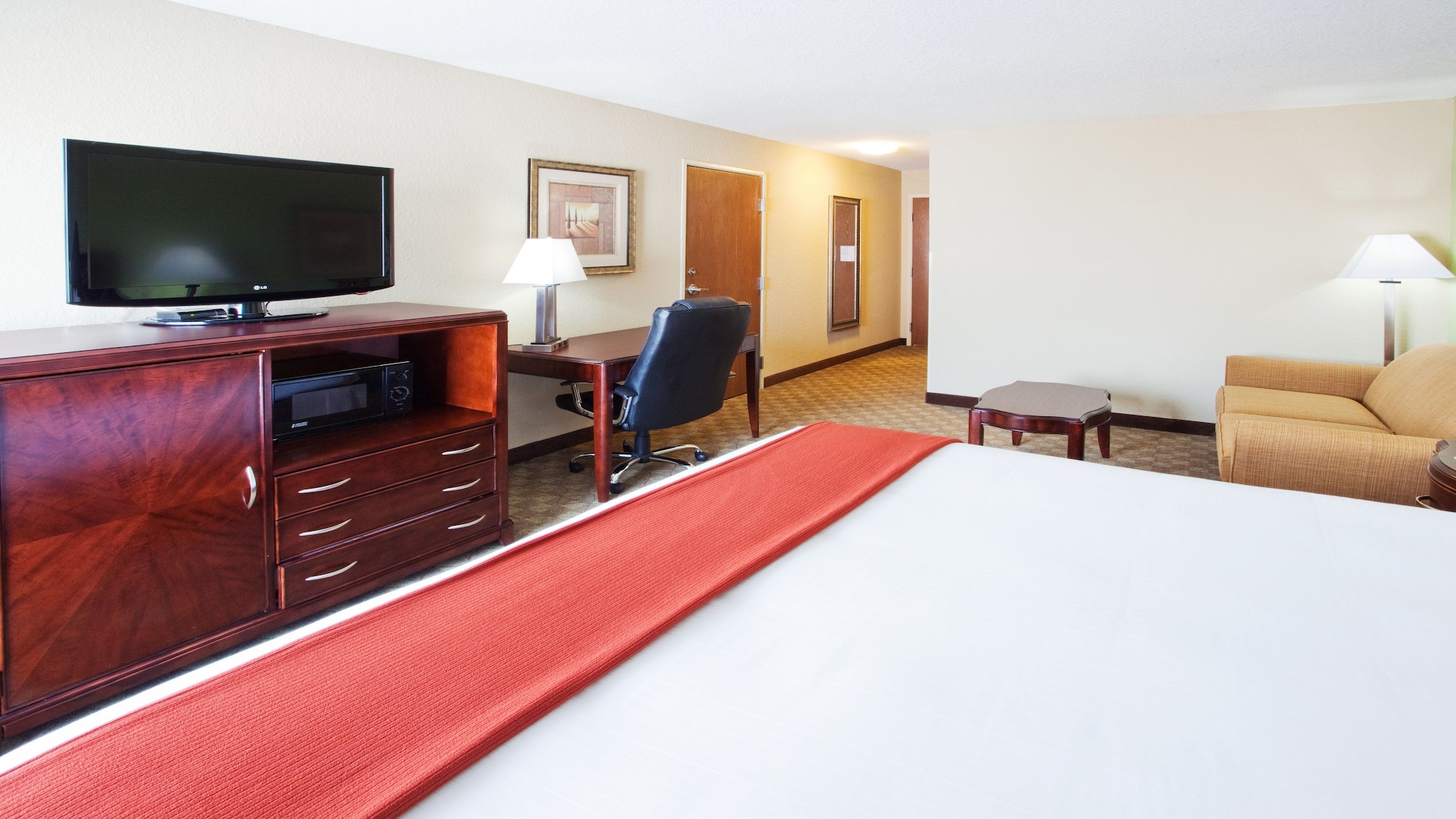 holiday inn express peachtree corners norcross by ihg