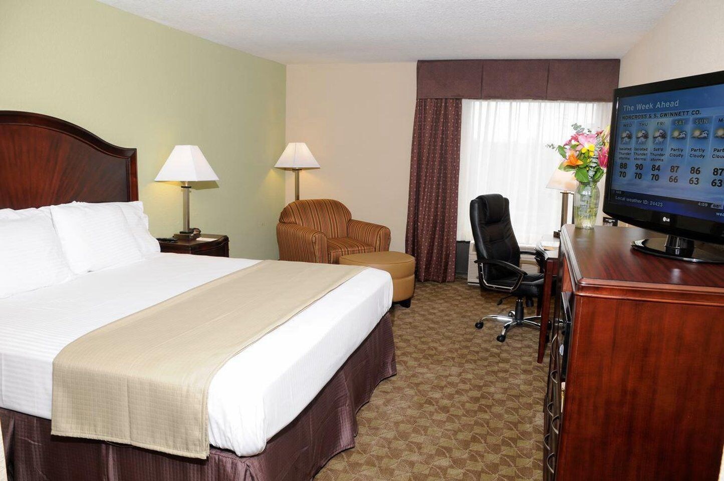holiday inn express peachtree corners norcross by ihg