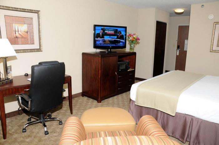 holiday inn express peachtree corners norcross by ihg