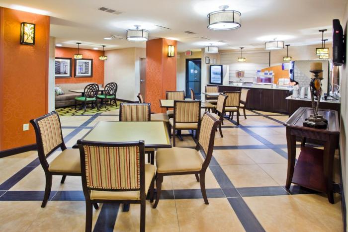 holiday inn express peachtree corners norcross by ihg