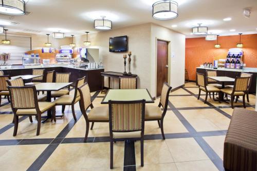 holiday inn express peachtree corners norcross by ihg