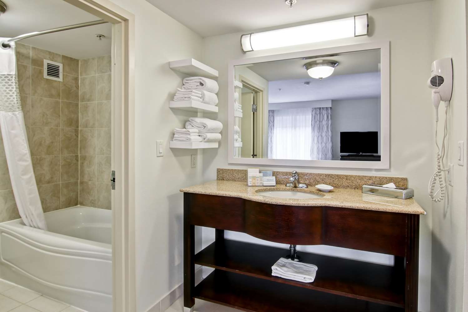 hampton inn and suites saint john