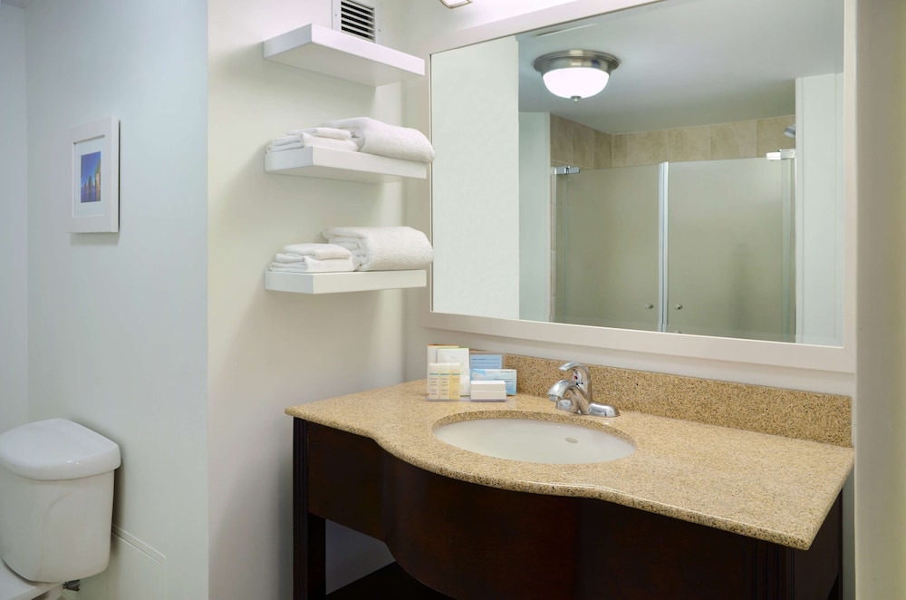 hampton inn and suites saint john