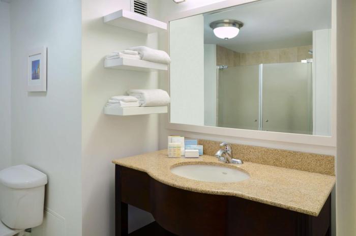 hampton inn and suites saint john