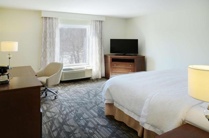 hampton inn and suites saint john